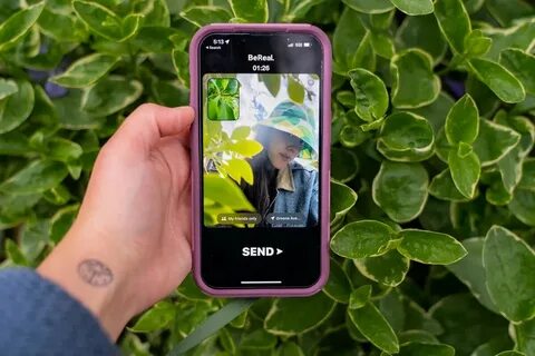 Соцсеть BeReal для публикации фото только в определённое время и без исполь...