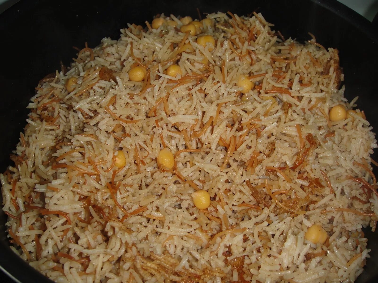 Плов из гороха. Горох для плова нут. Плов с нутом. Плов с нухутом. Зачем в плове нут.