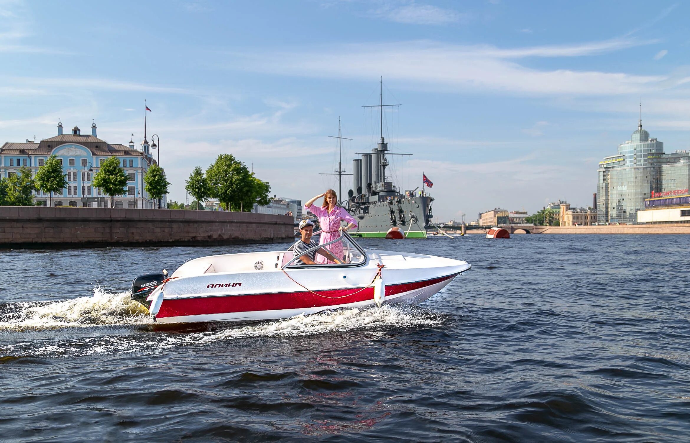 Катер аренда петербург. Прогулки на катере по Неве в Санкт-Петербурге. Катер СПБ прогулки по Неве.