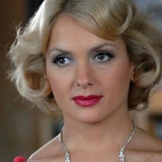 7 известных артисток с физическими особенностями, которые мы даже не замечаем 20