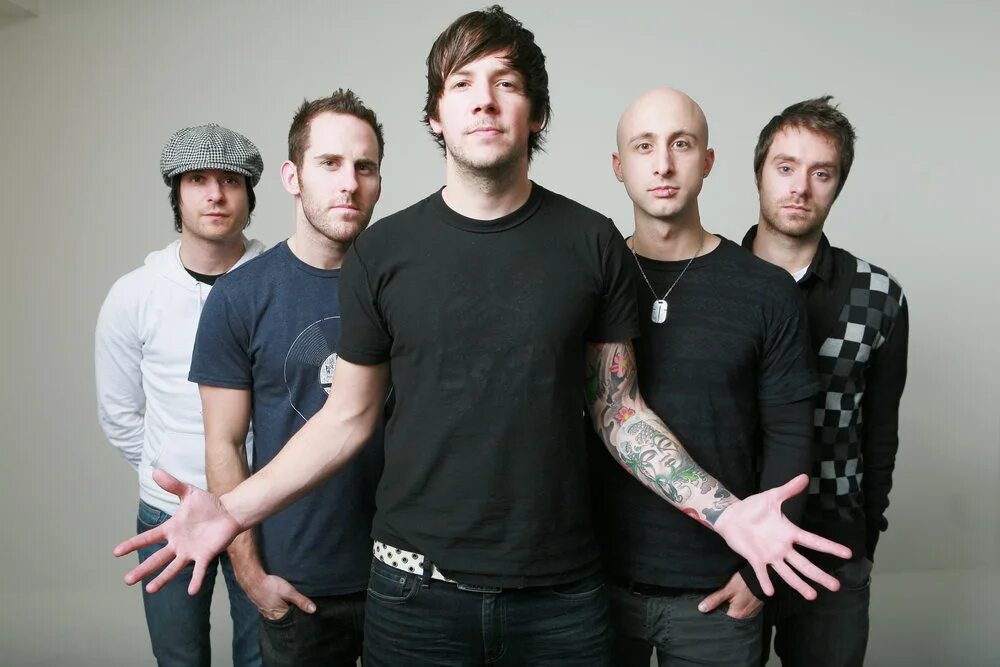 Рассказы группа 5. Группа симпл плэн. lustra группа. симпл план группа. simple plan вокалист.
