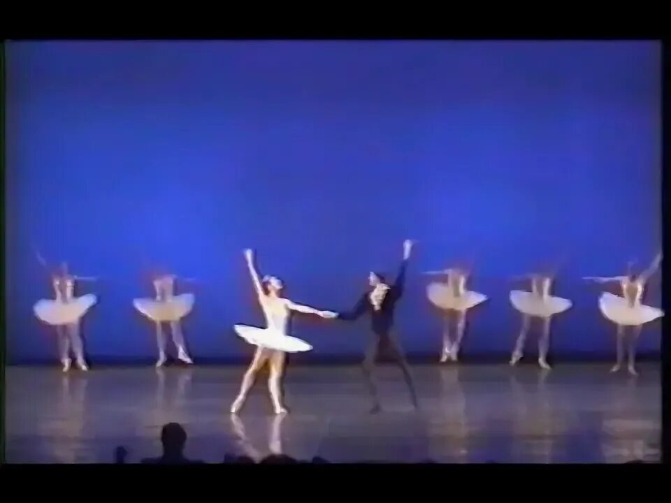 Allegro molto ноты. Дж баланчин. Опера симфония до мажор бизе. Кармен-сюита. Симфония ноты.