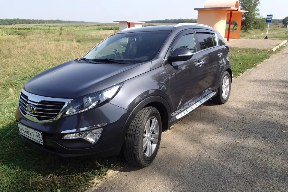 Sportage Dark Gun Metal. Kia Sportage 3 (SL) be, e5b - Dark Gun Metal. Dark Gun Metal цвет. Цвет Пента металл Спортейдж фото.