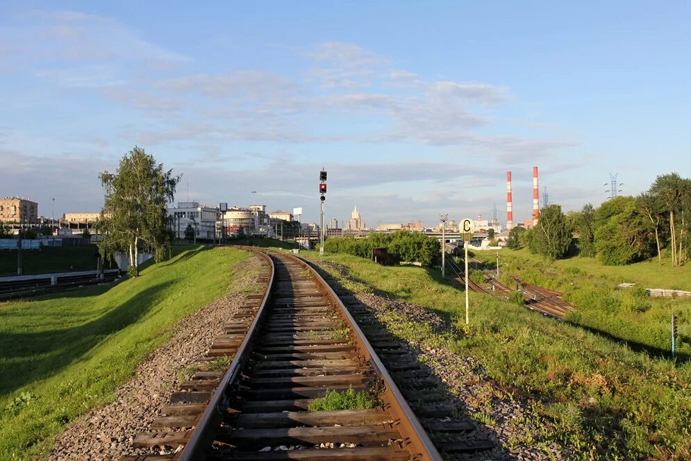 Москва сортировочная киевская. Железнодорожная станция москва-сортировочная-киевская. Лосиноостровская 3 платформа. Сортировочная станция москва. Станция сортировочная москва.