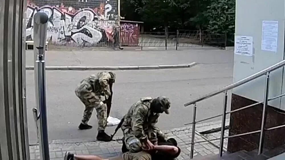 Брошенная техника всу. Диверсанты в ливнах. Диверсанты в ливнах. Диверсант | элитный отряд. Учения разведчиков.