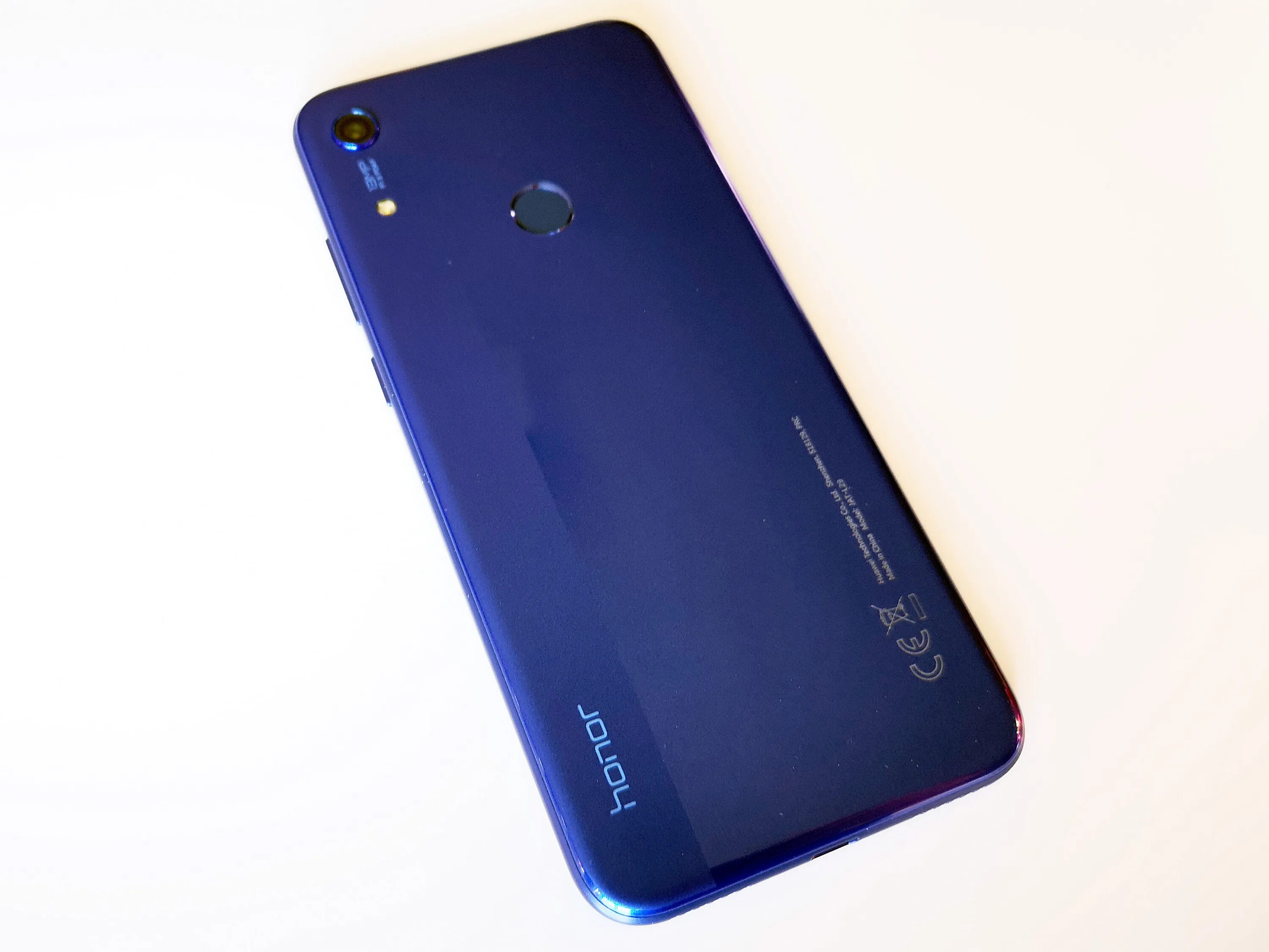 Хонор 8а. Хуавей хонор 8. Смартфон Honor 8a Blue. Хонор 8а комплектация.