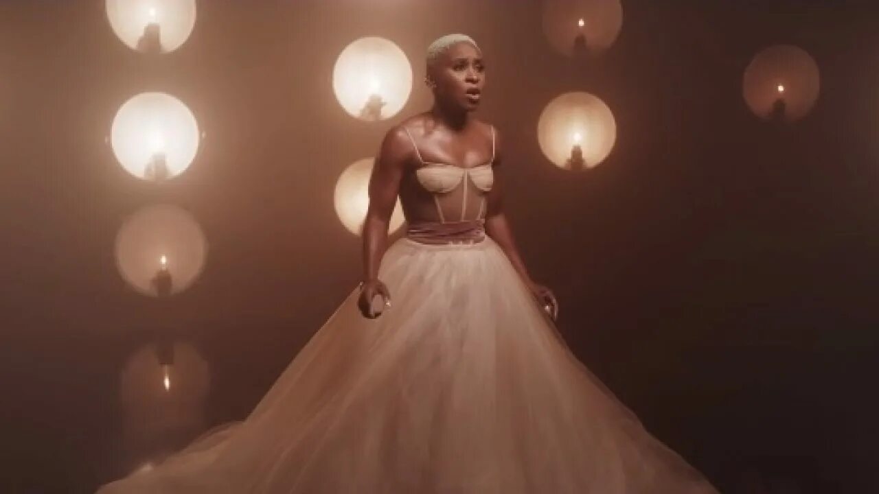 Cynthia erivo stand up. Cynthia Brown певица. Cynthia Erivo - Stand up (2019). Stand up Cynthia Erivo. Stand up from Harriet.