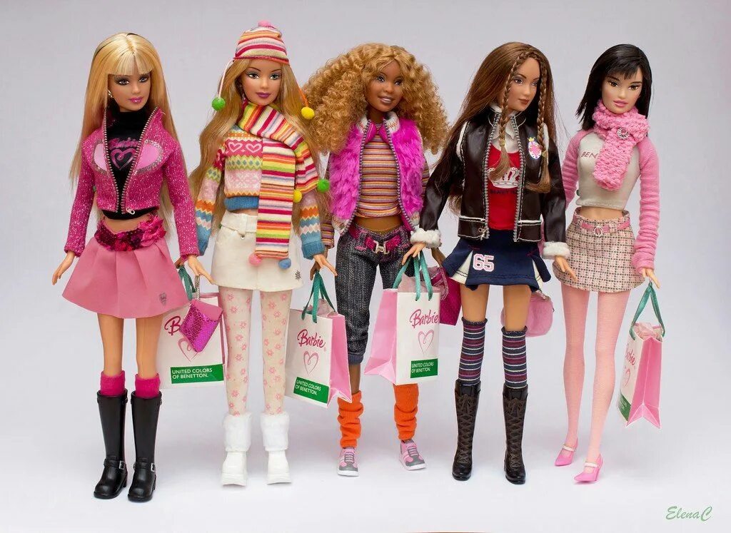 Кукла стала игр. Барби 2005 Бенеттон. Кукла Barbie Benetton. Кукла Барби Маттел 2005 года. Куклы Фешион февер.