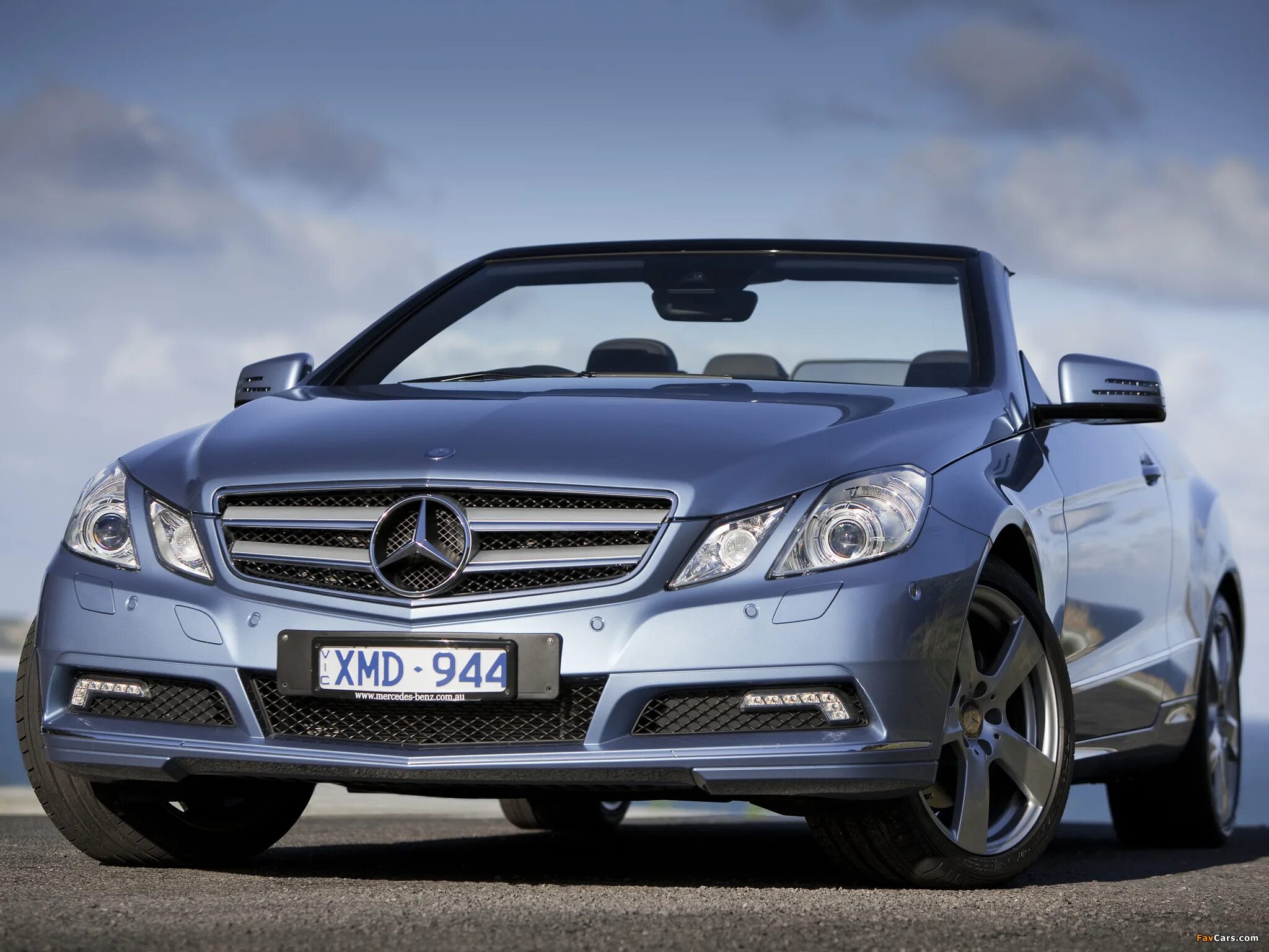 Mercedes benz e 250. Mercedes-benz e250 cabrio. мерседес e250 cabrio. mercedes e250 2010. мерседес бенц е 250.