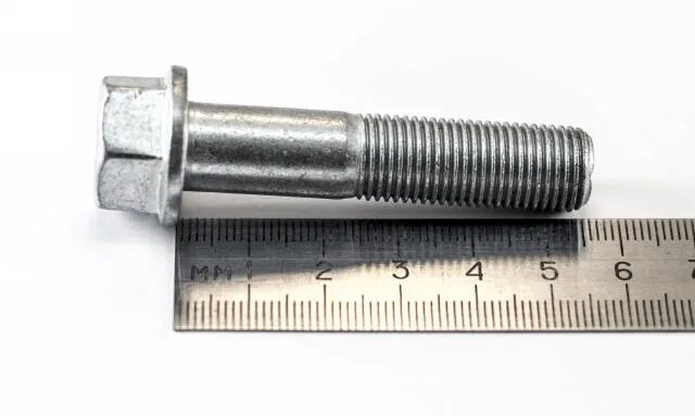 болт м12*55 стойки ваз-2108. шпилька полуоси камаза 4310 м12х1,25х35 арт. болт vag m14x1. болт ваз м12х100. 25.