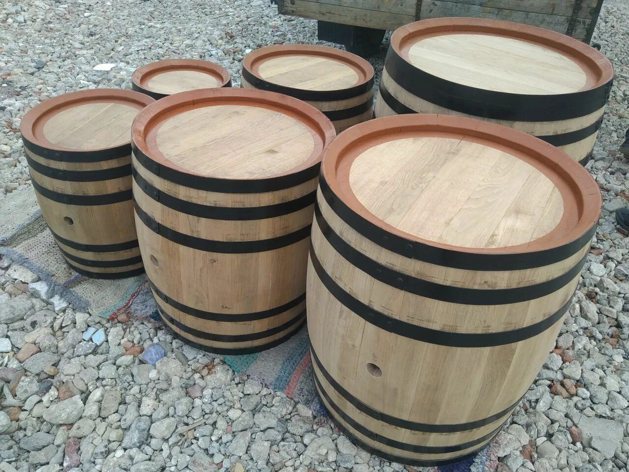 Дубовые бочки для виски. Дубовая бочка сеген моро. Подставка для бочек. Как правильно писать бочка. Как хранить дубовую бочку.