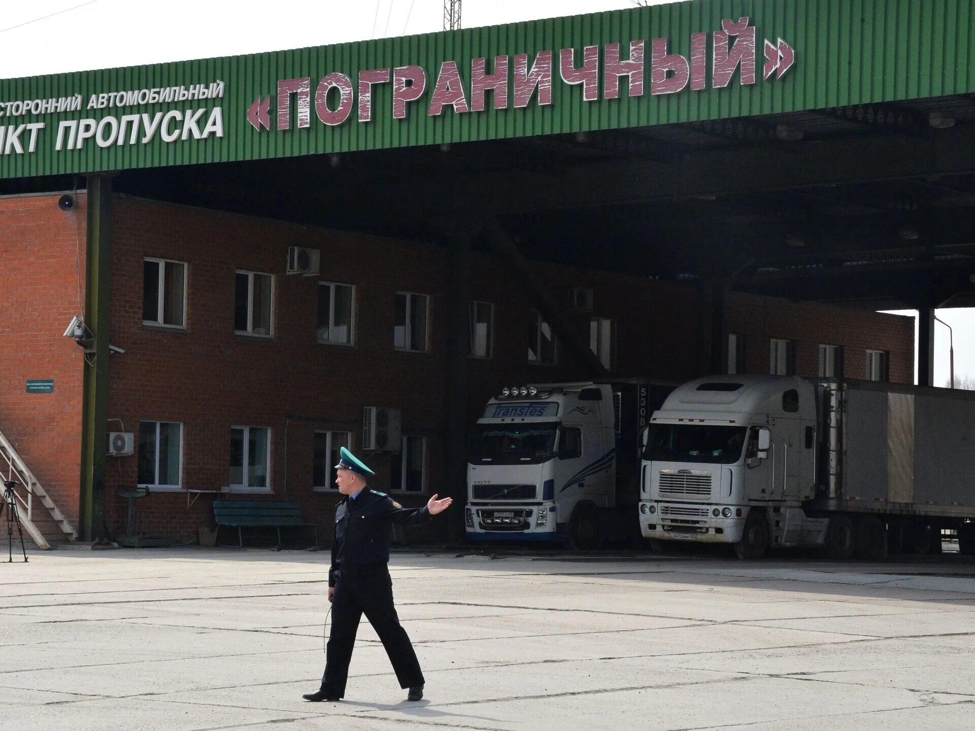 Обустройство пунктов пропуска. Пункт пропуска пограничный приморский край. пункт пропуска пограничный суйфэньхэ. мапп пограничный суйфэньхэ. погранпереход пограничный суйфэньхэ.