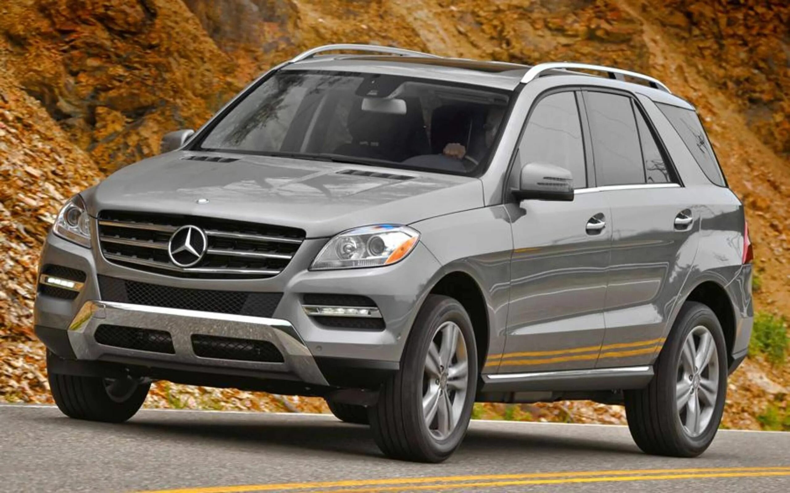 Мл 350 видео. Mercedes-benz m-class ml 350. мерседес ml 350 4matic. mercedes benz ml 350. mercedes benz ml350 4matic 2012.