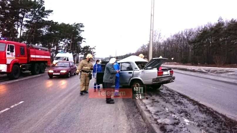 Происшествия дтп в старом осколе. Дтп на трассе старый оскол - губкин. Смертельное дтп в старом осколе. Фольксваген тигуан разбитый. Новости старого оскола происшествия дтп.