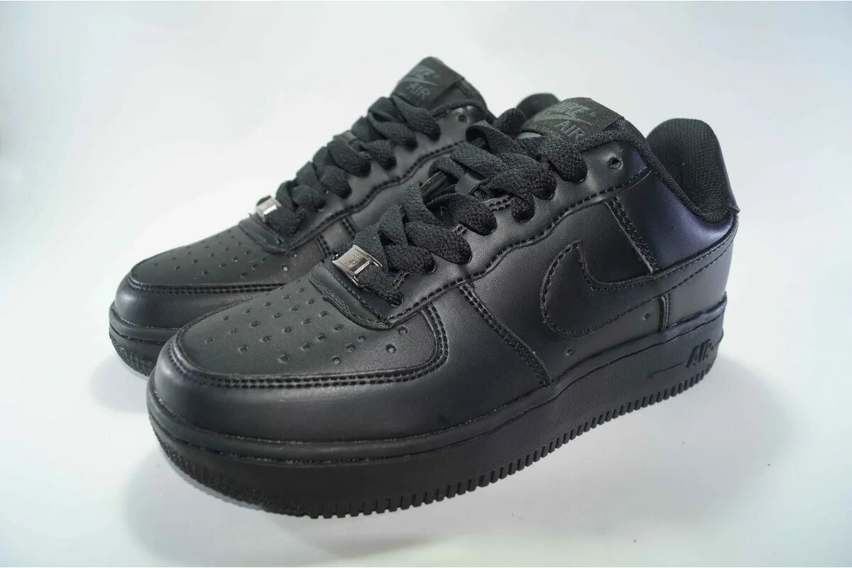 Найк форс 1 черные. Nike Air Force 2 черные. Air Force 1 черные. Nike Air Force 1 Black. Nike Air Force 1 зимние мужские черные.