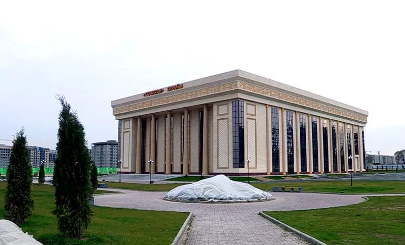 Концертный зал туркистон в ташкенте. Дворец туркистон ташкент зал. Туркестан казахстан. Туркестан ахмад яссавий. Туркестан казахстан.