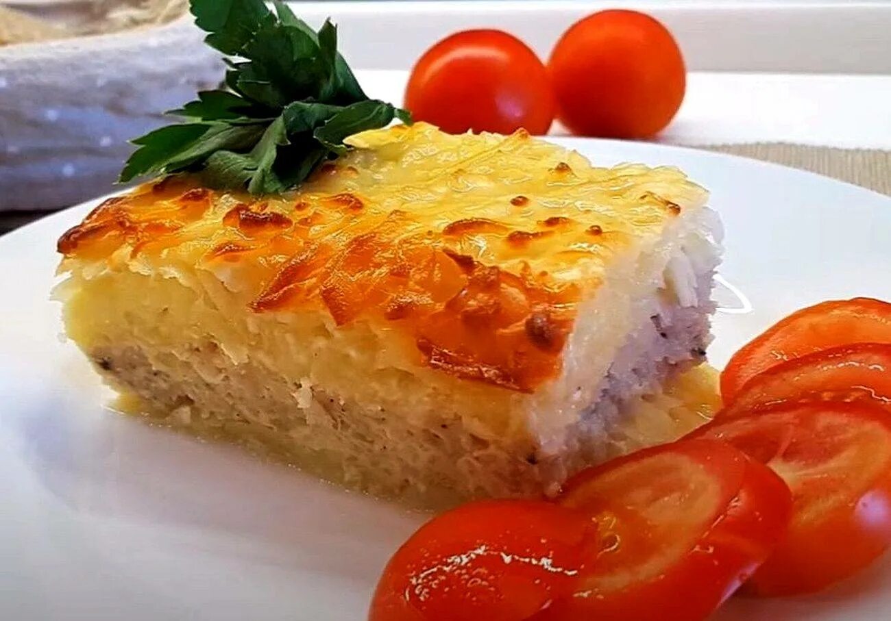 Рецепт рыбная запеканка с картофелем в духовке. Монастырская кухня Рыбная запеканка. Картофельно мясная запеканка. Картофельно-Рыбная запеканка. Слоеная картофельная запеканка.