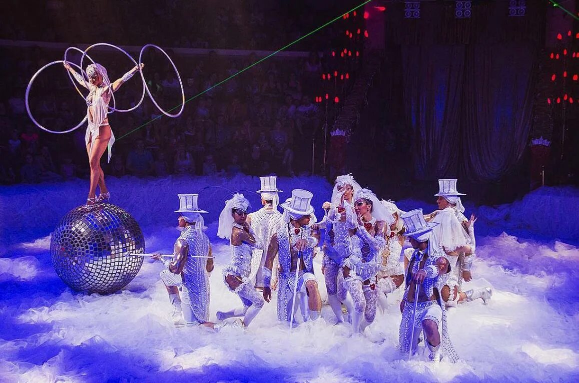 по щучьему велению цирк вернадского. новогоднее шоу гии эрадзе. краснодарский цирк. сколько длится новогоднее представление в цирке. цирк на фонтанке новогоднее представление 2023.