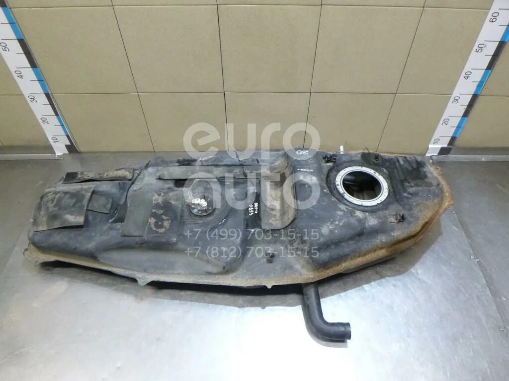 Бак рав 4 2013. Бак рав 4 2013. Бак рав 4 2013. Снятие бака рав 4. Бак тойота рав 4.