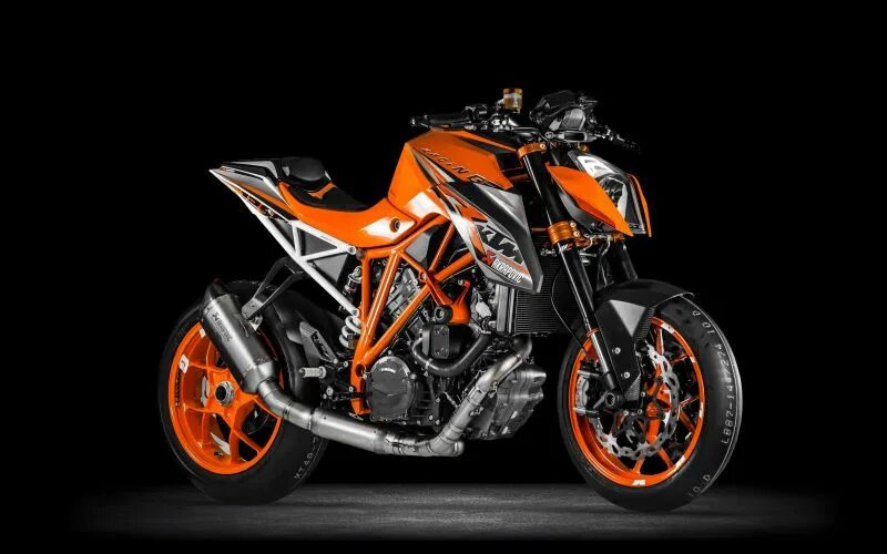 Ktm super duke r. Ктм дюк 1290. ktm 1290 super duke r. ktm 1290 r superduke 2015. ktm 1290 super duke r 2025.