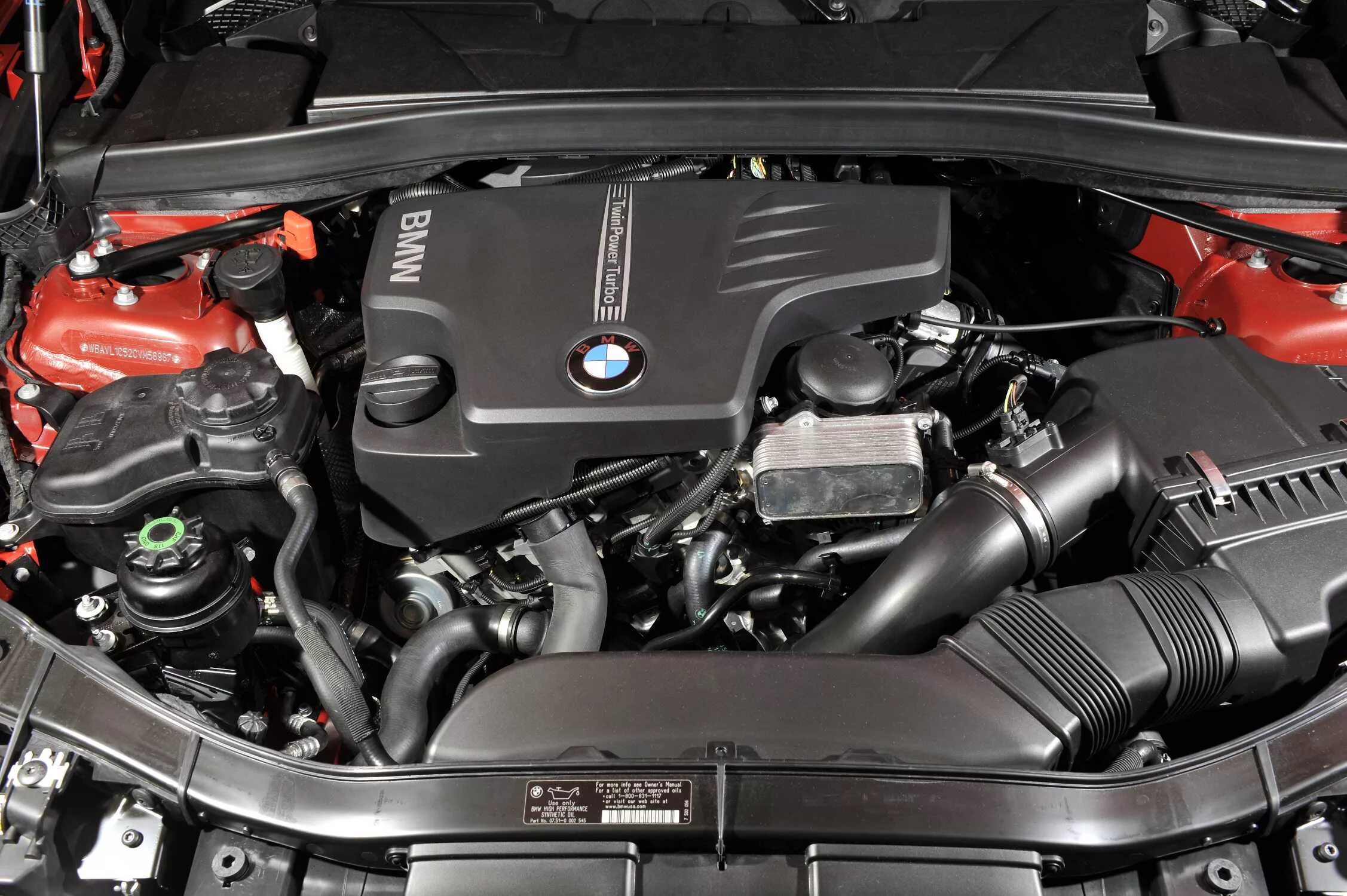 Двигатель бмв х3 2.0. N20 BMW двигатель BMW x1. БМВ 328i мотор. 2.0 Турбо БМВ f10. Двигатель БМВ х1 2.0.