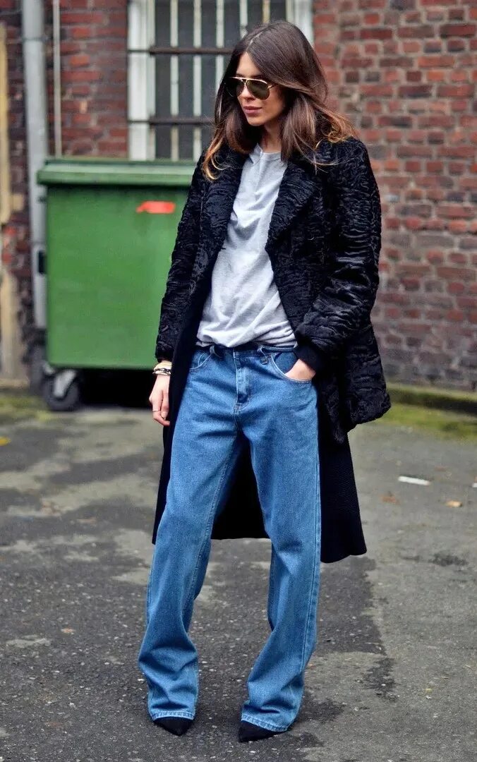 джинсовка длинная женская. джинсы с длинной курткой. длинные джинсовки. черная джинсовка оверсайз. джинсы с длинной курткой.