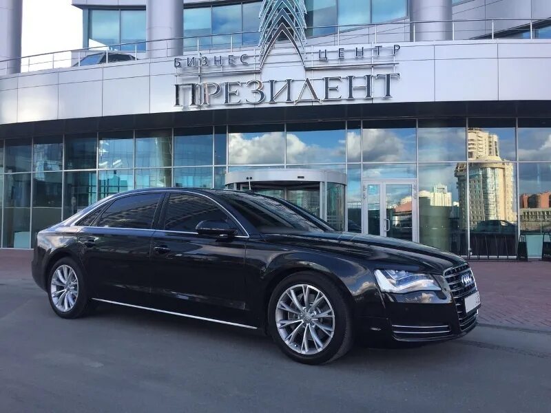 Автомобиль с водителем екатеринбург. Audi премиум класса. Премиум класс. Автомобиль представительского класса с водителем. А/М Ауди премиум класса.