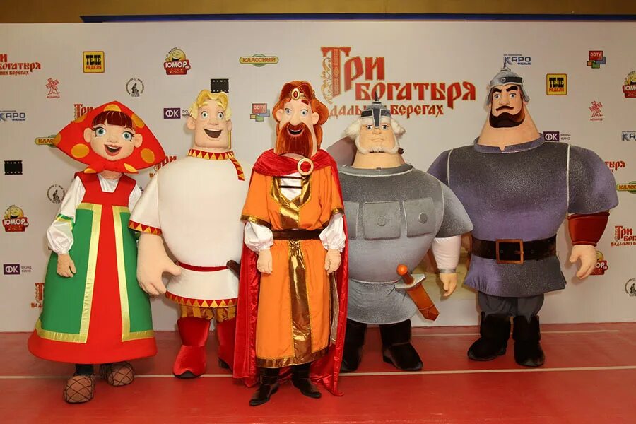Три богатыря одежда. Кукла любава три богатыря. ростовая кукла добрыня никитич. лиза боярская три богатыря. алеша попович костюмы три богатыря.