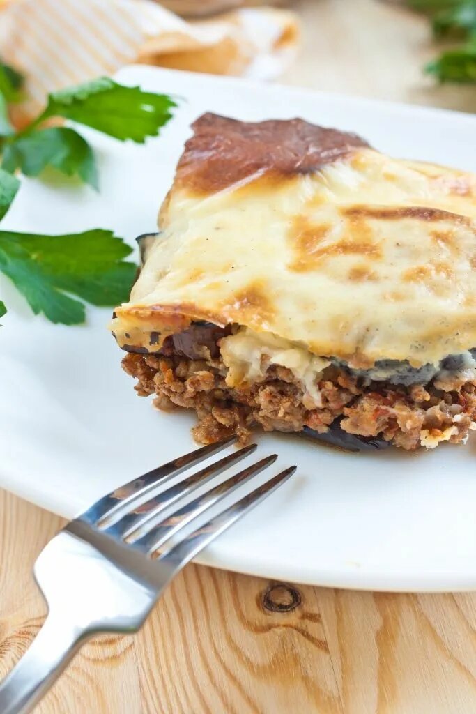 Греческая мусака. Бешамель для мусаки. Лазанья мусака. Греческая мусака. Musakka.