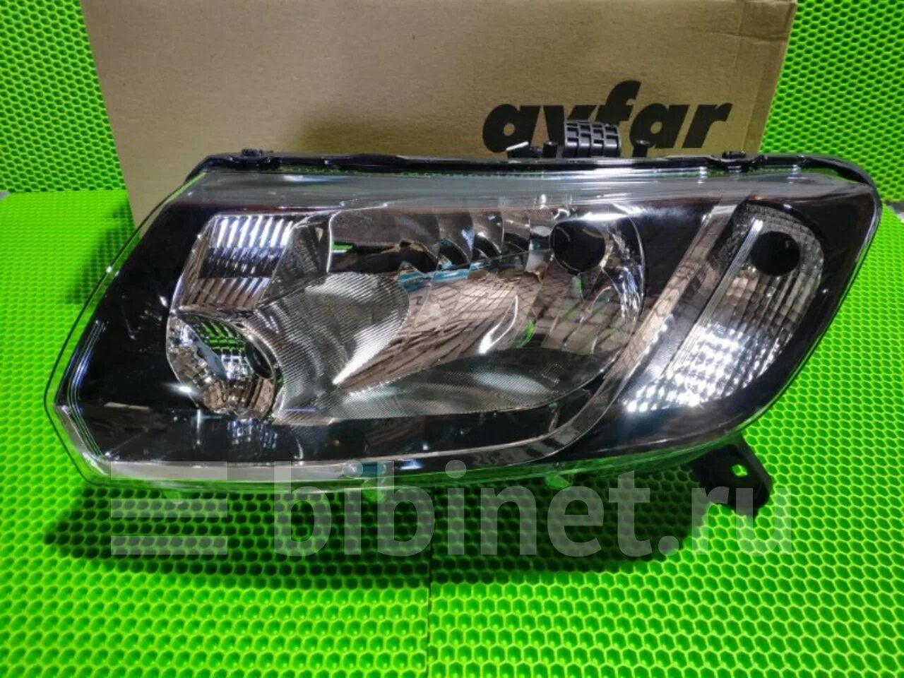 St-551-11r8r. 260607796r фара левая. 260603uf5a. Фара левая renault 260607796r. Фара рено сандеро 2.
