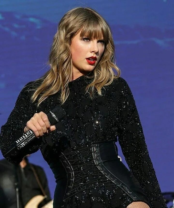 Taylor swift hero. Taylor swift. тейлор свифт тейлор свифт. taylor swift 2018. taylor swift hot.