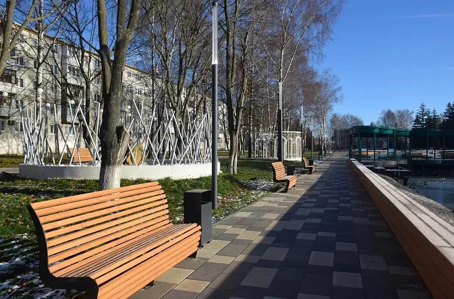 Узлов сверидевский пруд. Узловая набережная свиридовского пруда. Узловая набережная свиридовского пруда. Узловая набережная свиридовского пруда. Узловая свиридовский пруд благоустройство.