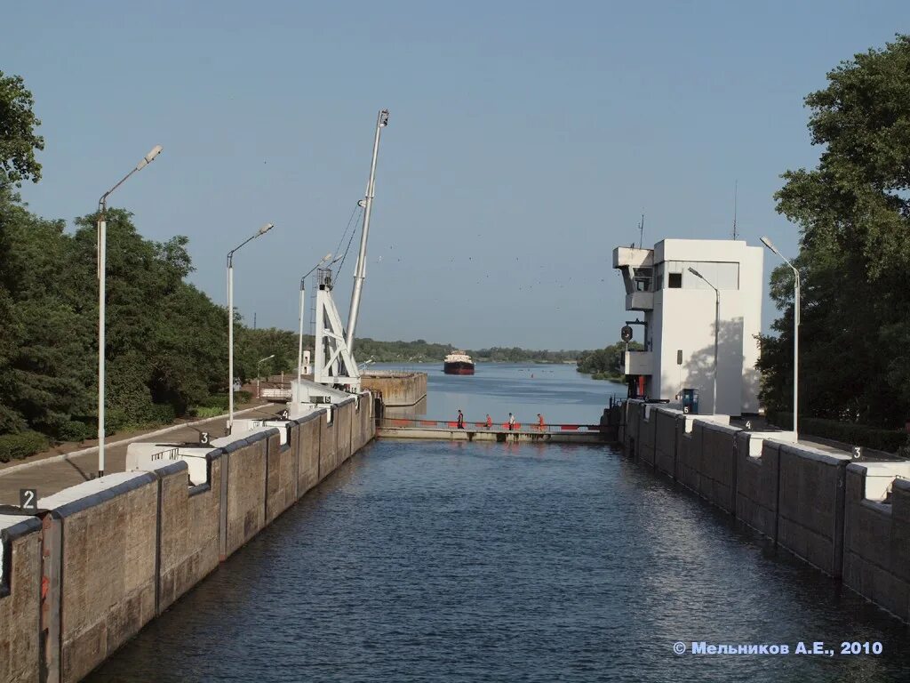 Николаевский гидроузел на дону. Природа константиновского района ростовской. Николаевский дон. Николаевский шлюз на дону. Станица николаевская константиновский район.