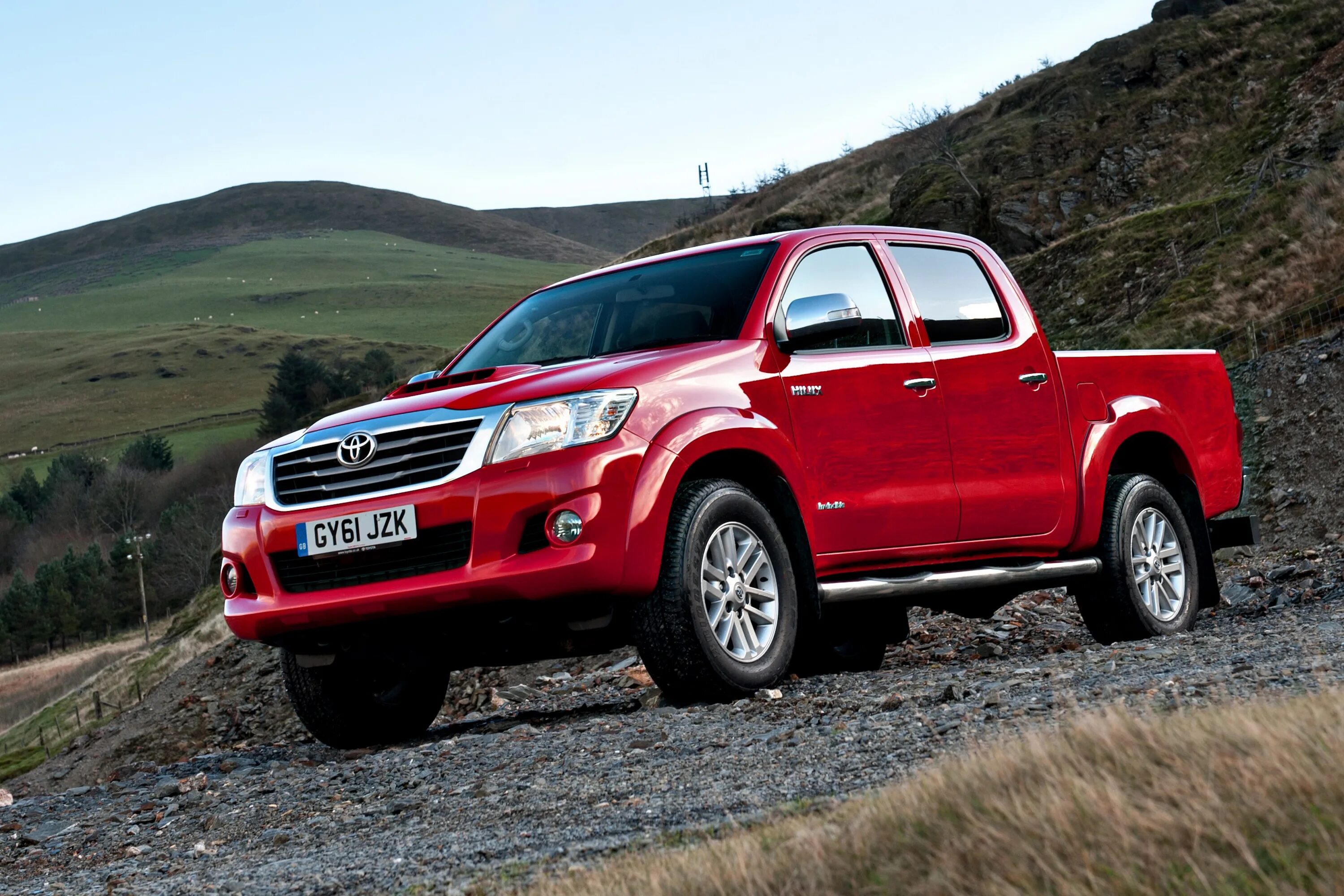 Toyota Hilux Double Cab. Red Toyota Hilux. Тойота Хайлюкс 2015. Toyota Hilux пикап красный. Wrong pick up