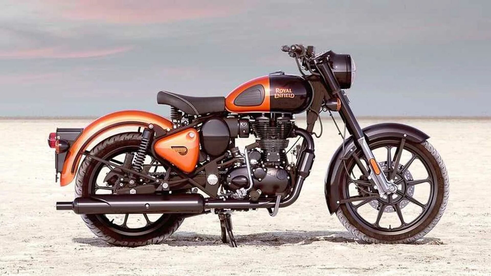Royal enfield classic 500. Royal enfield meteor 650. Royal enfield bullet 350. Royal enfield classic 350 biker. Royal enfield bullet 350.