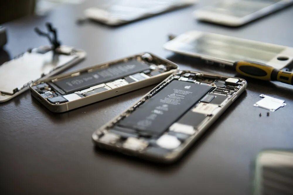 Iphone 13 Repair. Repair iphone 13 Pro. Починка айфона. Починка смартфона. Apple iphone сервисный
