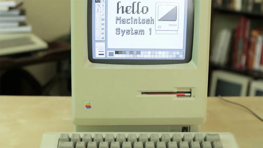 Os 1.0 4.0. Apple Macintosh System 1 (1984 г.). Макинтош 1984. Apple Macintosh 1984 Интерфейс. Macintosh 1984 operating System.