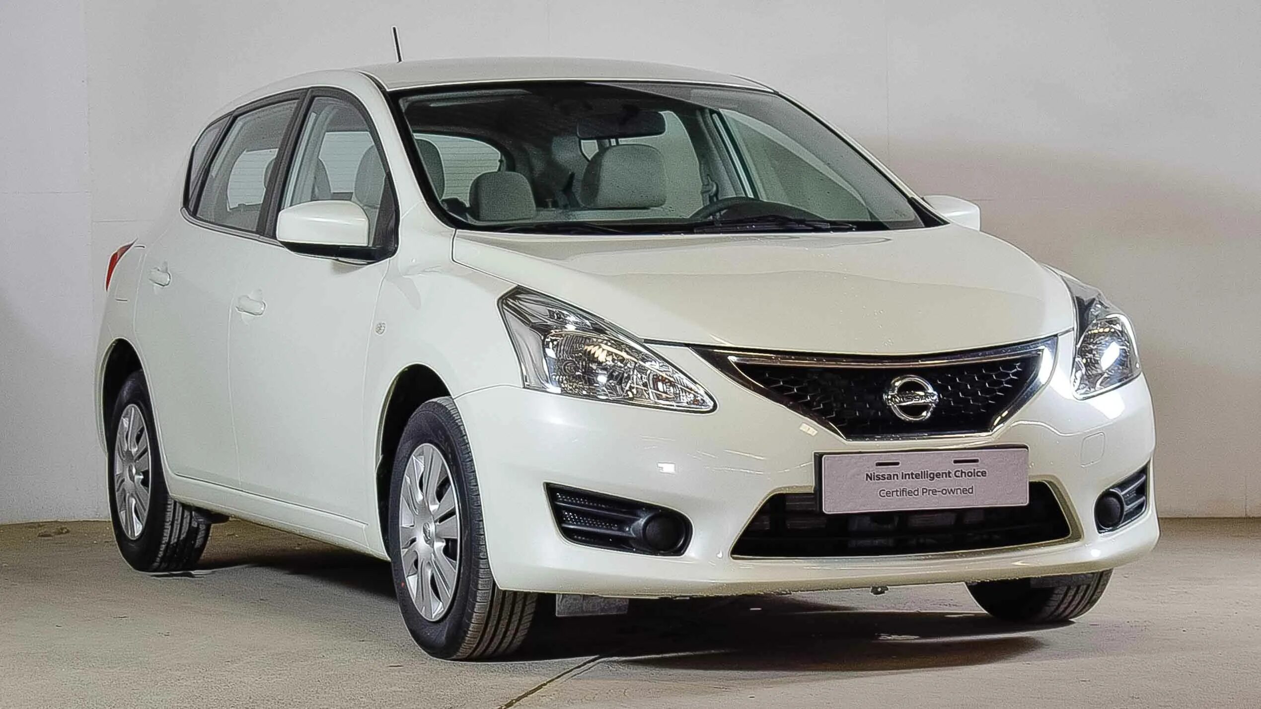 Nissan Tiida 2022. Nissan Tiida 2019. Новая Ниссан Тиида 2022. Ниссан Тиида 2023. Купить ниссан в рф