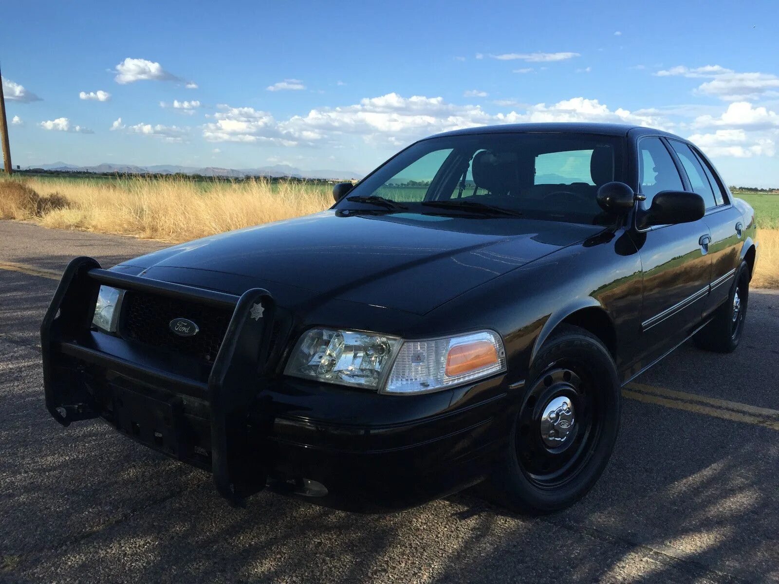 Ford crown victoria 2011. Ford crown victoria 1998. Форд кровн. Ford crown victoria 1998. Ford crown victoria 2011.