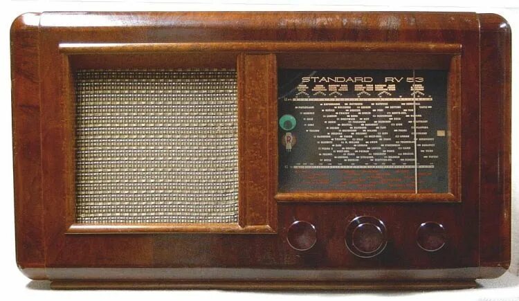 Радиоприемник швеция. Радиоприемник roadstar hra-1500/n. Радиоприемник luxor radio type hr 9170. Радиоприемник luxor radio type hr 9170. Радиоприемник зенит трансокеаник.
