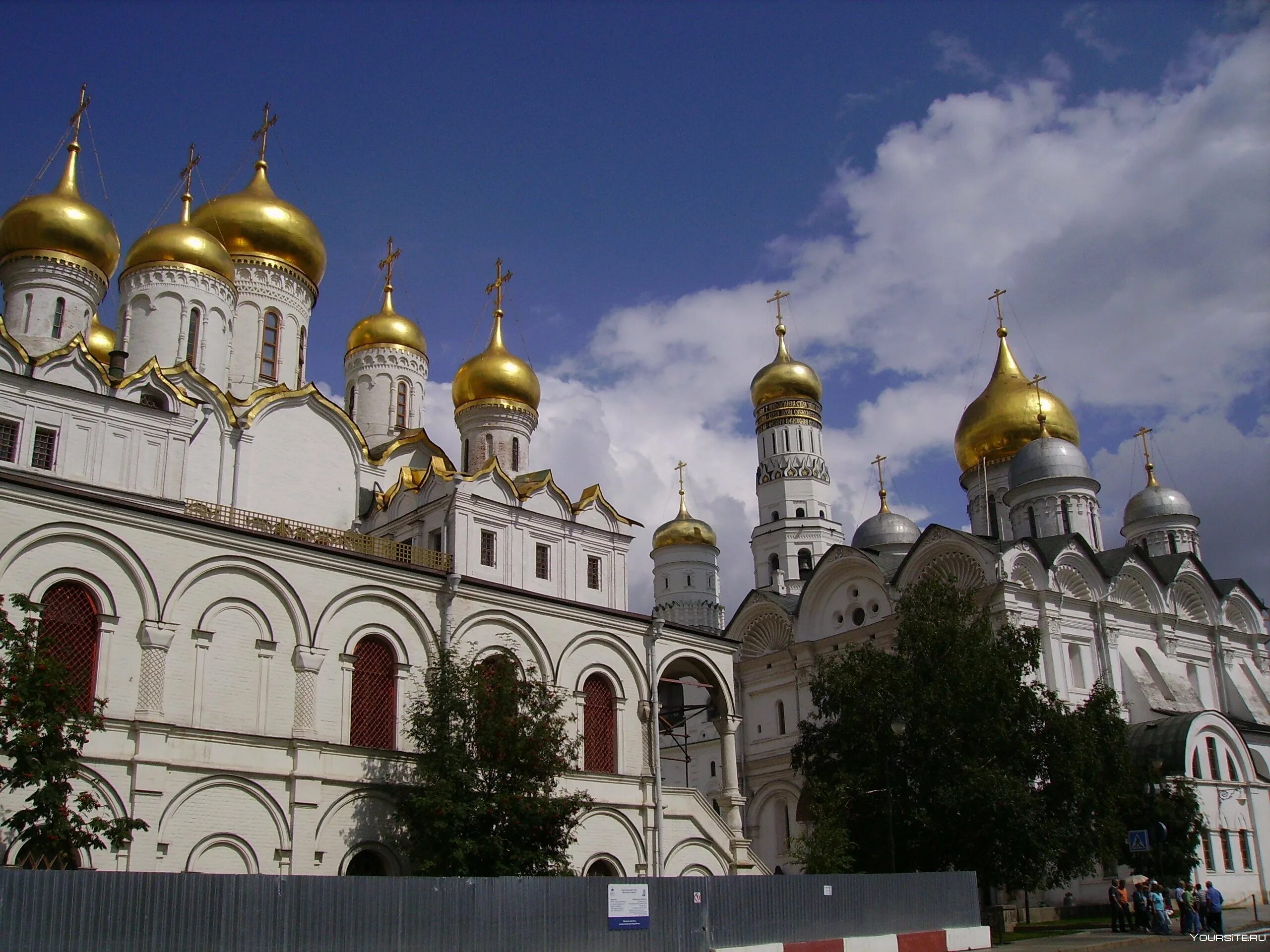 Церкви собора василия блаженного в москве на схеме. План храма василия блаженного на красной площади. Неправославные соборы в москве в москве. Сколько соборов в москве. Благовещенский собор в москве 1489.