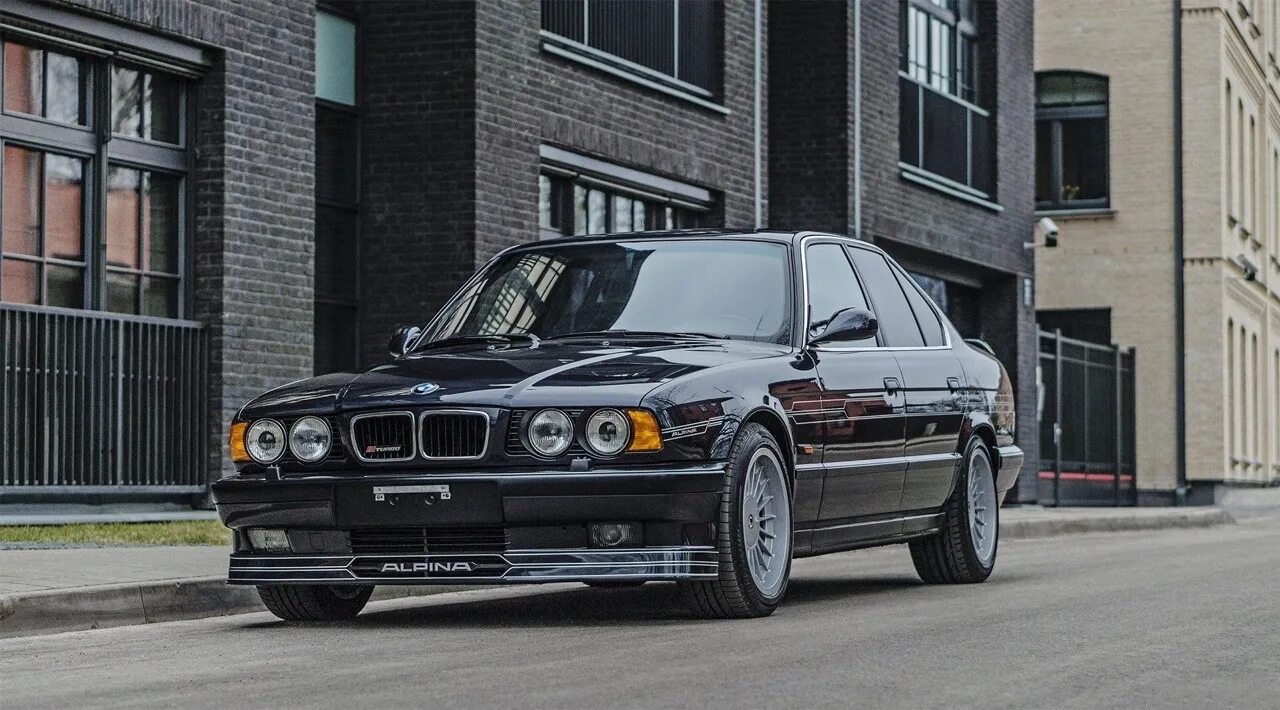 Е34 узкая. BMW e34 Hartge. БМВ м5 е34 Альпина. BMW e34 Alpina b10 Biturbo. Alpina b10 e34.