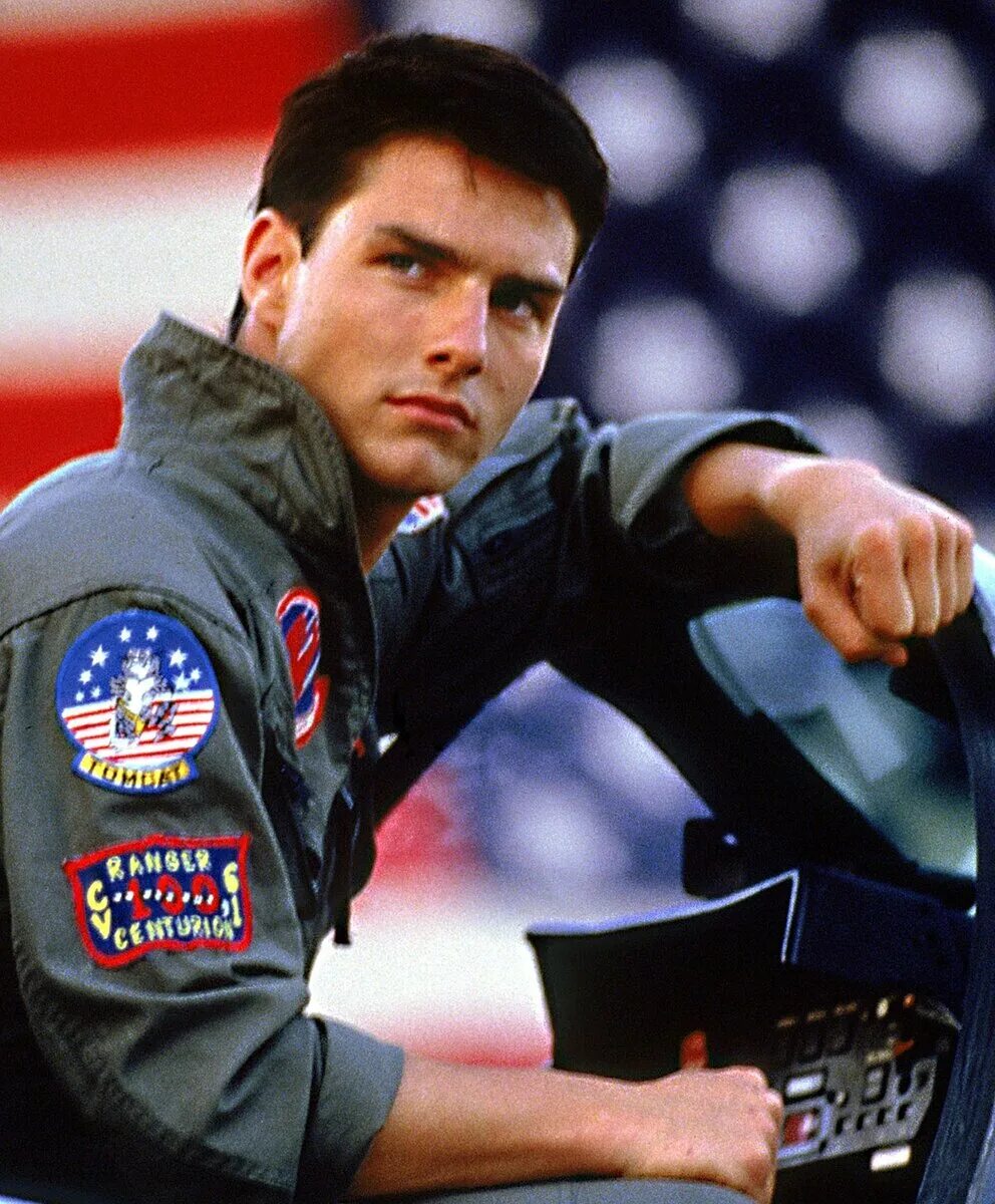 Лучший стрелок два. Том Круз топ Ган 1986. Top Gun том Круз. Пит Митчелл Маверик. Том Круз лучший стрелок.