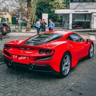 Ferrari f8 tributo