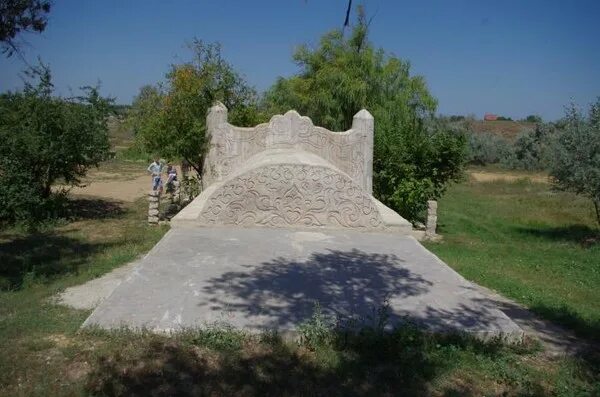 Турецкий фонтан в тамани. Родник в тамани. тамань достопримечательности. турецкий фонтан в тамани схема.