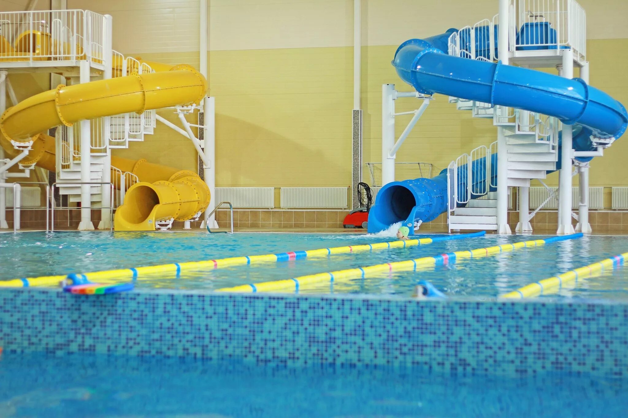 яхонты истра парк. авантель клаб истра. гостиница авантель клаб истра. яхонты авантель истра. авантель клаб истра пляж.