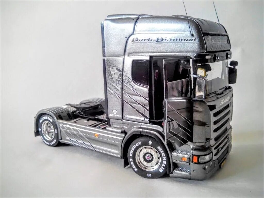 Scania r620. Italeri Scania s730. Скания 1 24 Италери. Scania s730 1/24 Italeri. Купить модели тягачей