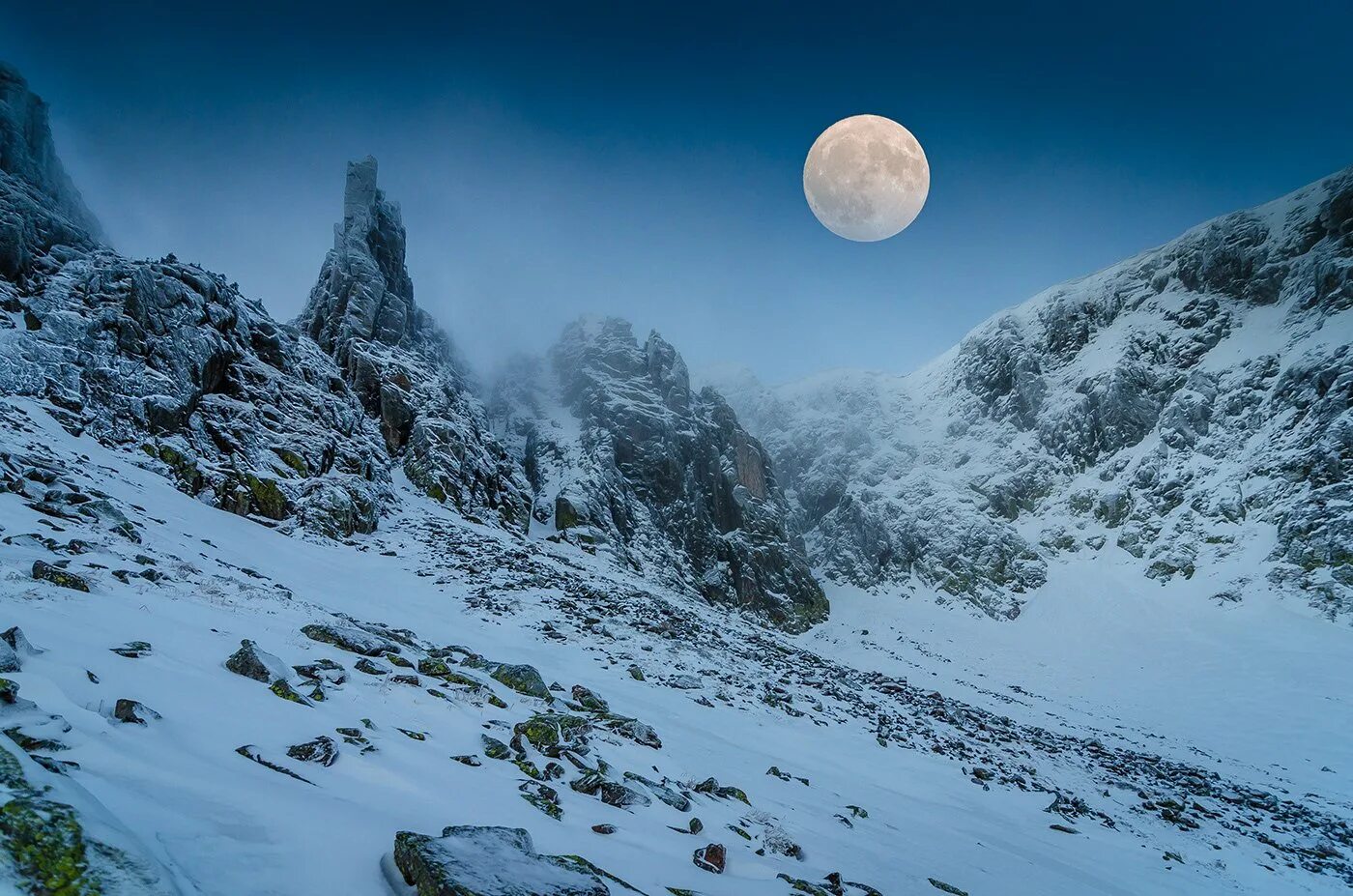 Горы на луне. Горы на луне. Фото луны hd. Горы на луне. Обои 1920х1080 4к горы и луна.