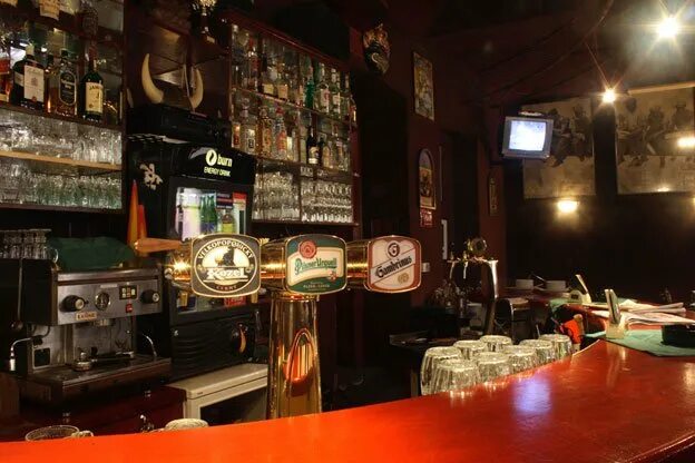 Spirit bar. Спирит бар казантип. Спиритори бар. Бар чикаго. Бара спирит.