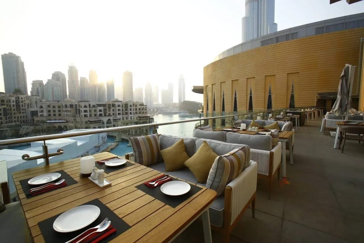 Amaya ресторан дубай молл. Кафе в дубай молле. Wagamama dubai. Ресторан gunaydin дубай молл. Ресторан lowe dubai.